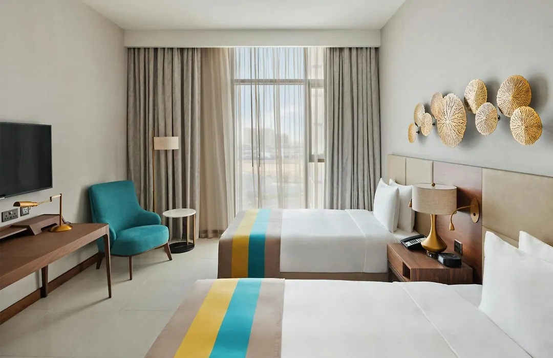 Holiday Inn Dubai Al-Maktoum Airport By Ihg-1